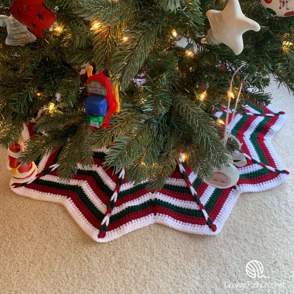 Christmas Tree Skirt Crochet Pattern - Change Path Crochet